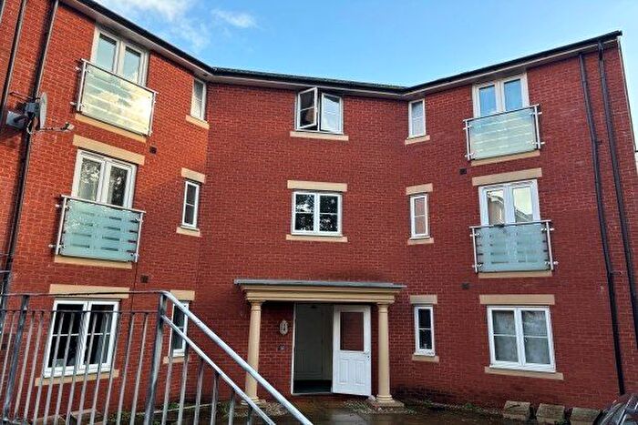 2 Bedroom Flat To Rent In Dart Walk, Exeter, EX2