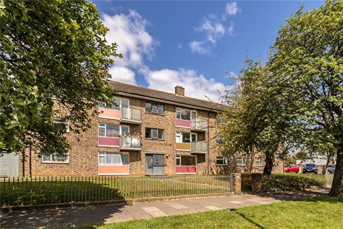 2 Bedroom Apartment To Rent In Rennets Wood House, Bexley Road, Eltham, SE9