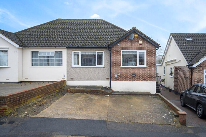 2 Bedroom Semi-Detached Bungalow For Sale In Beverley Rise, Billericay, CM11