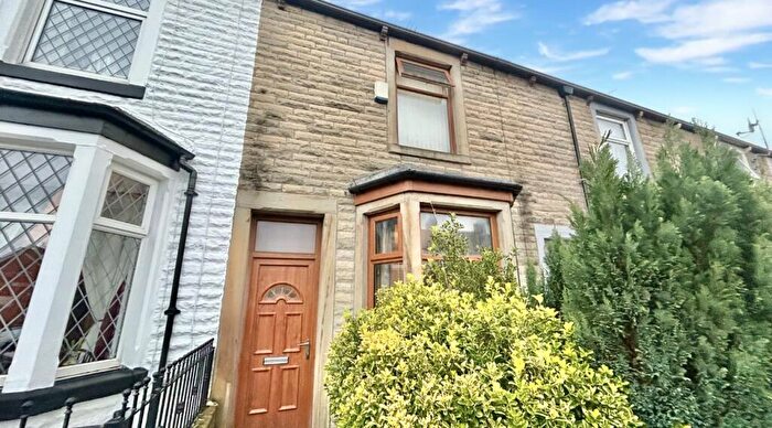 2 Bedroom Terraced House For Sale In Lyndhurst Road, Burnley, BB10