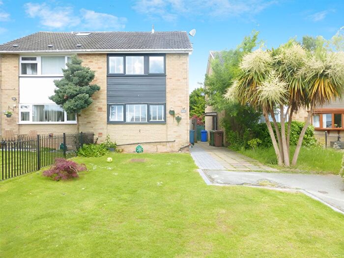 3 Bedroom Semi-Detached House For Sale In Normandy Avenue, Beverley, HU17