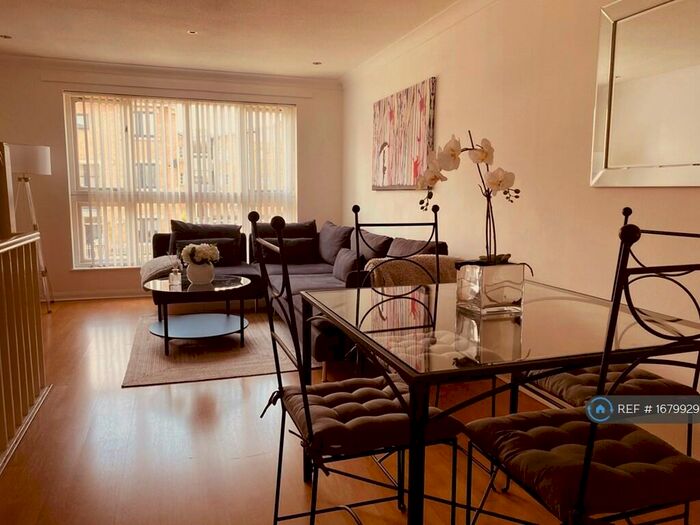 2 Bedroom Terraced House To Rent In Hampstead Walk, London, E3