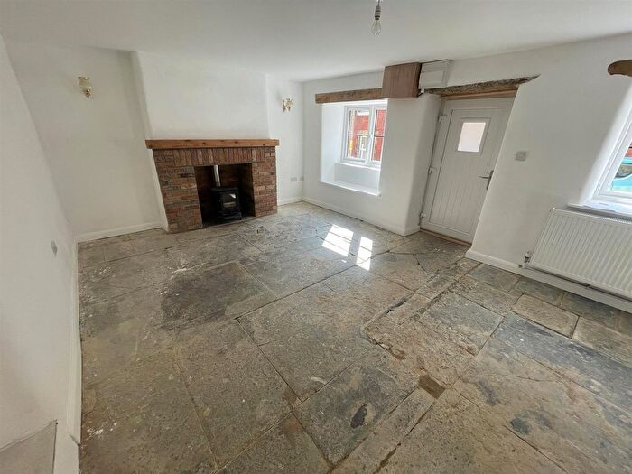 2 Bedroom Cottage For Sale In Lyewater, Crewkerne - Viewing Advised, TA18