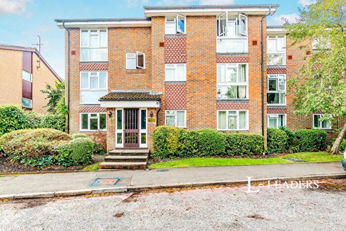 1 Bedroom Apartment To Rent In Fleetwood Close, Croydon, CR0