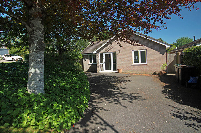 3 Bedroom Bungalow For Sale In Beechwood, Fordingbridge, SP6