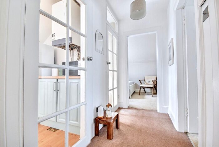 2 Bedroom Flat For Sale In Finnart Street, Inverclyde, Greenock, PA16