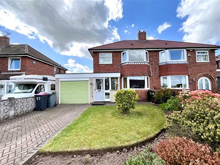 3 Bedroom Semi-Detached House For Sale In Aughton Lane, Aston, Sheffield, S26