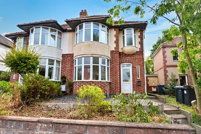 3 Bedroom Semi-Detached House To Rent In Station Road, Hinckley, LE10