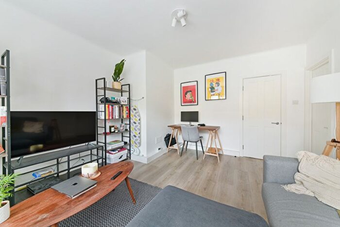 1 Bedroom Flat To Rent In Union Street, London, SE1
