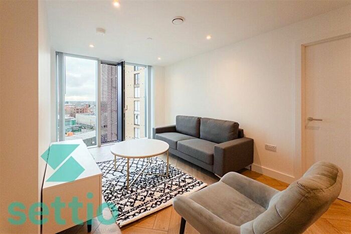 1 Bedroom Apartment To Rent In One Port Street, M1