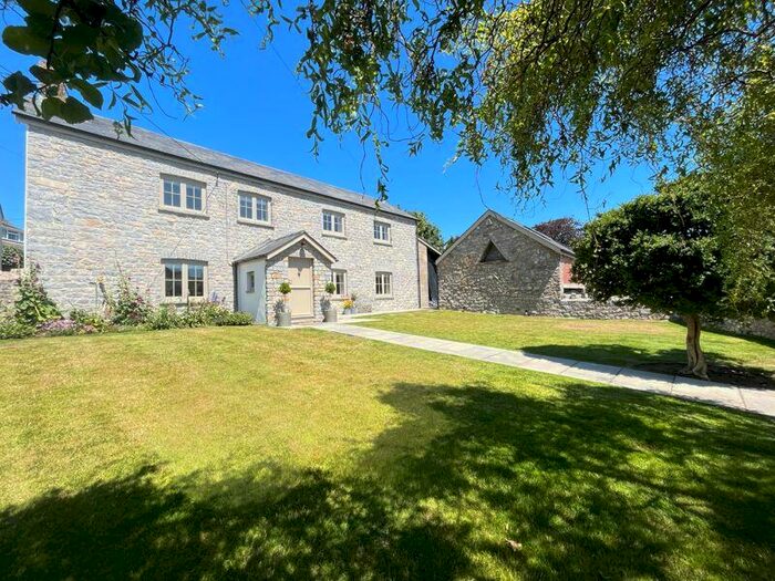 4 Bedroom Detached House For Sale In Cross House, Sigingstone, Cowbridge, The Vale Of Glamorgan, CF71
