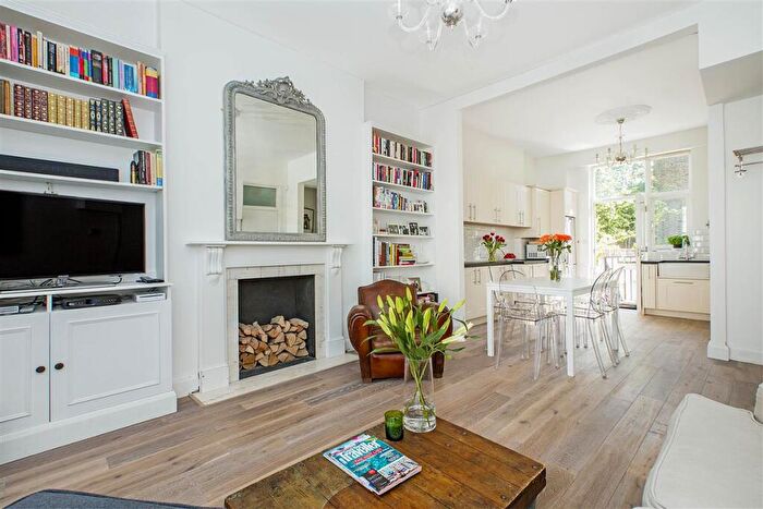 3 Bedroom Flat For Sale In Oberstein Road, SW11