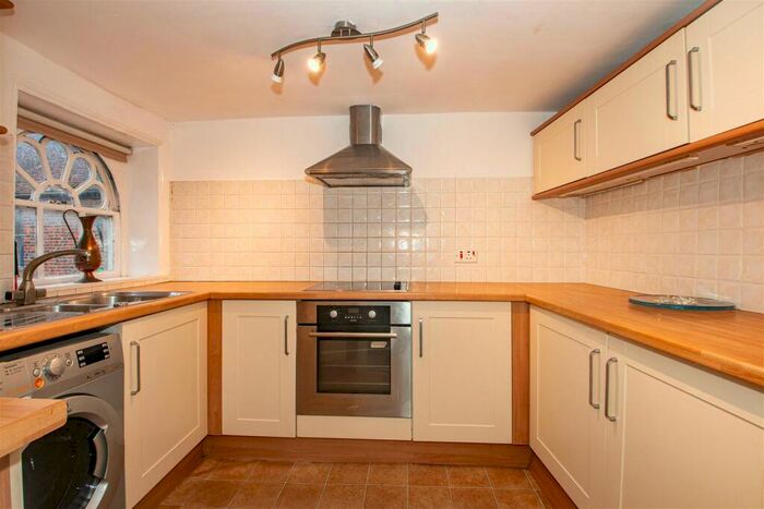 2 Bedroom Town House To Rent In High Street, Stony Stratford, Milton Keynes, MK11