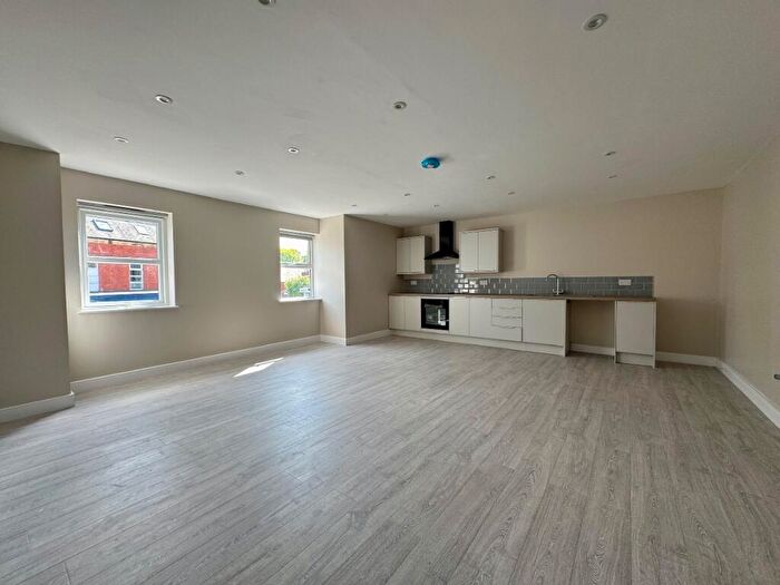 3 Bedroom Apartment To Rent In Park View, Whitley Bay, NE26