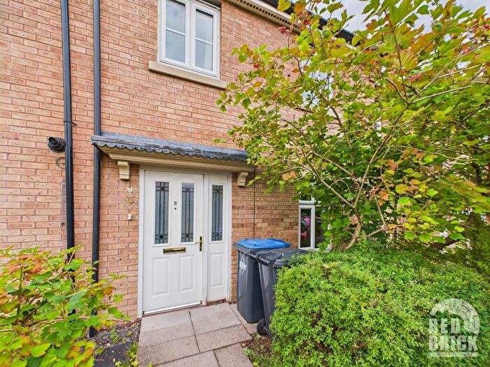 3 Bedroom Terraced House For Sale In Overbecks Close, Rugby, Warwickshire, CV22