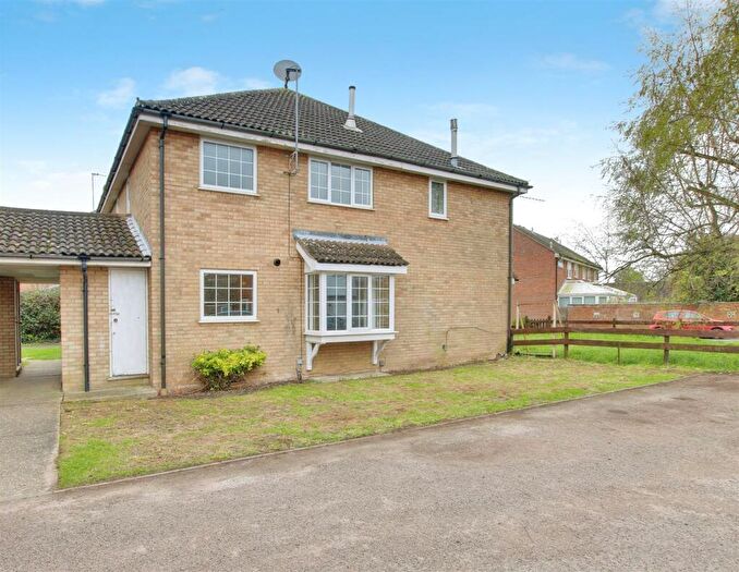 2 Bedroom House To Rent In Bure Close, St. Ives, PE27