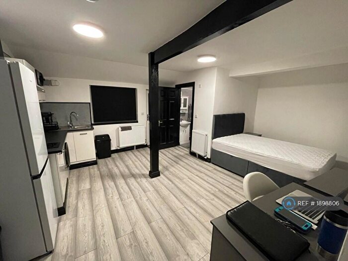 Studio To Rent In Derby Road, Hinckley, LE10