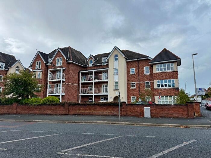 2 Bedroom Apartment For Sale In Whitegate Drive, Blackpool, Lancashire, FY3