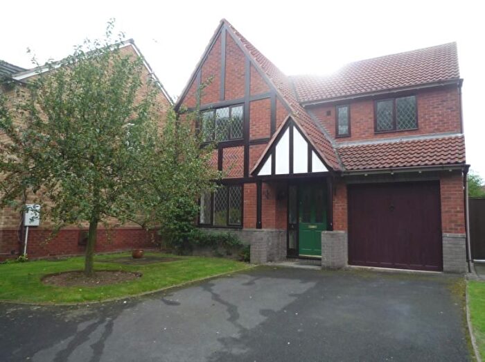 4 Bedroom Detached House To Rent In Eglantine Close, Muxton, Telford, TF2