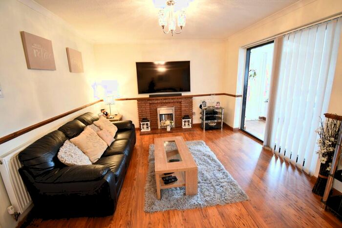 4 Bedroom Detached House For Sale In The Silver Birches, Kempston, Bedford, MK42