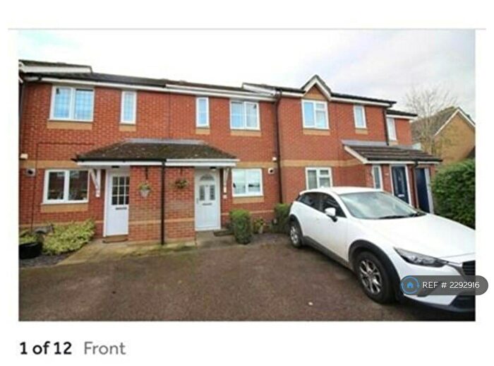2 Bedroom Terraced House To Rent In Corner Meadow, Harlow, CM18