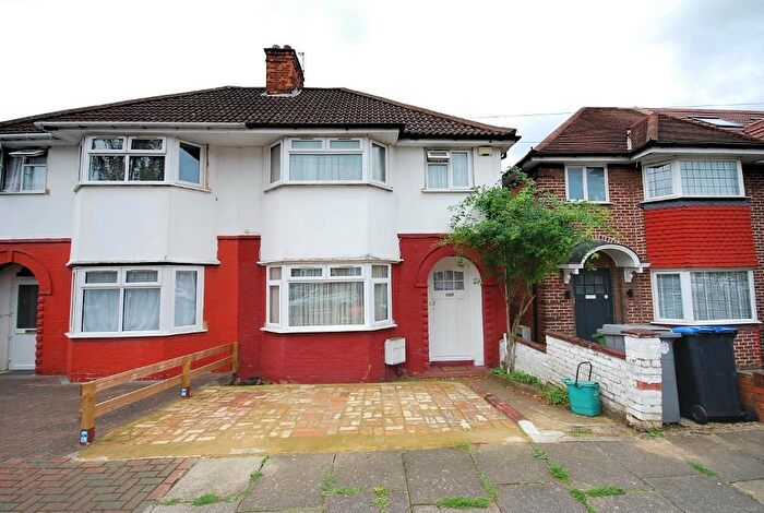 3 Bedroom End Of Terrace House To Rent In Tudor Court North, Wembley, Middlesex, HA9