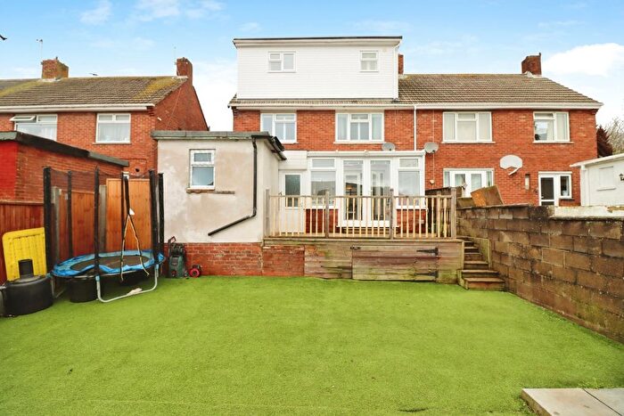 4 Bedroom Semi Detached House For Sale In Ambleside Avenue, Bristol, Somerset, BS10