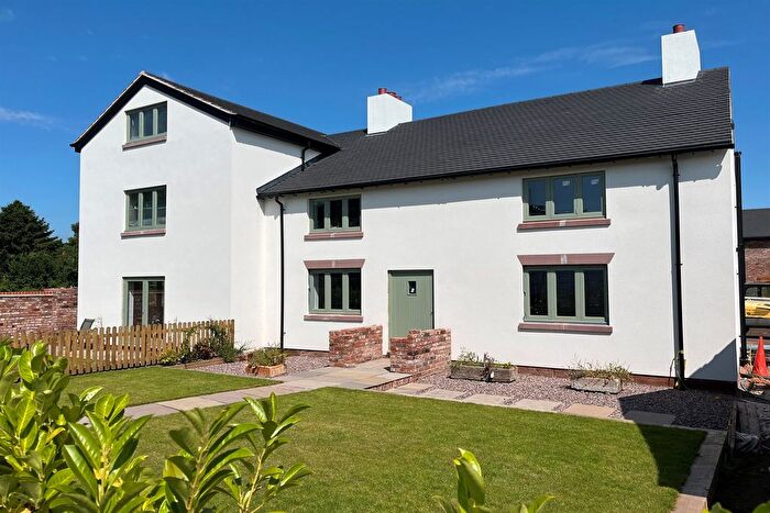 3 Bedroom Barn Conversion For Sale In Newly Converted Barns, Hollow Lane, Kingsley, WA6