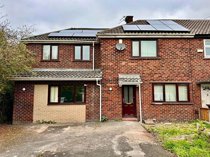 4 Bedroom End Of Terrace House To Rent In Dalton Street, Failsworth, Manchester, M35