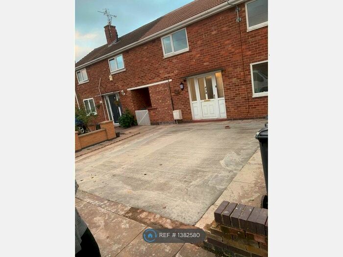 3 Bedroom Terraced House To Rent In Allenwood Road, Leicester, LE2