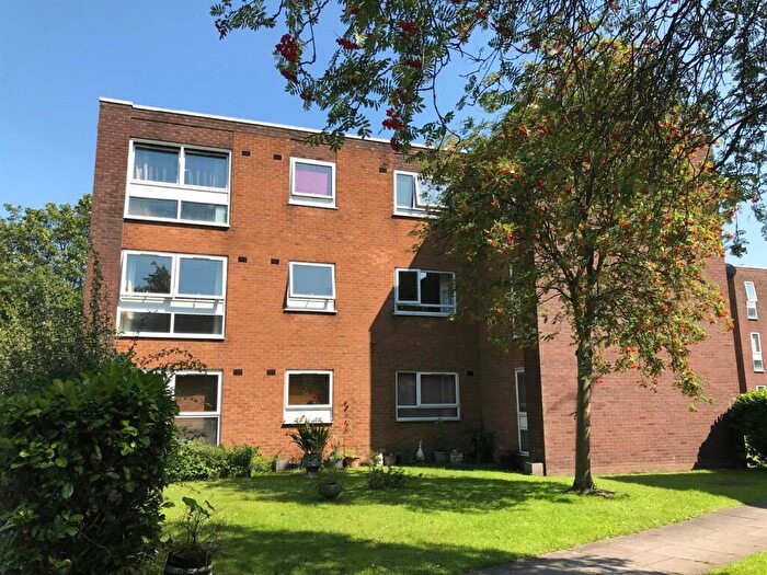 1 Bedroom Apartment To Rent In Altrincham Road, M23