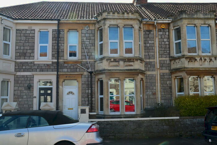 2 Bedroom Flat To Rent In Cromer Road, Weston-super-Mare, BS23