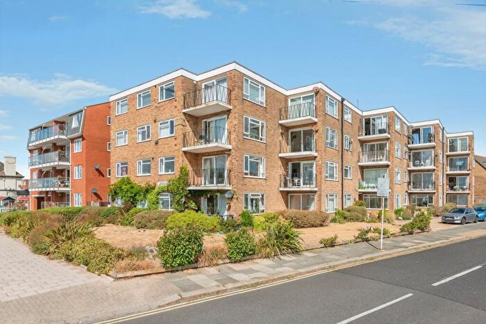 2 Bedroom Flat For Sale In Eastern Esplanade, Thorpe Bay, Essex, SS1