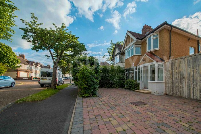 3 Bedroom Semi-Detached House To Rent In Morden Way, Sutton, SM3