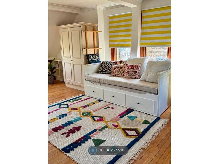 Studio To Rent In London, London, SE19