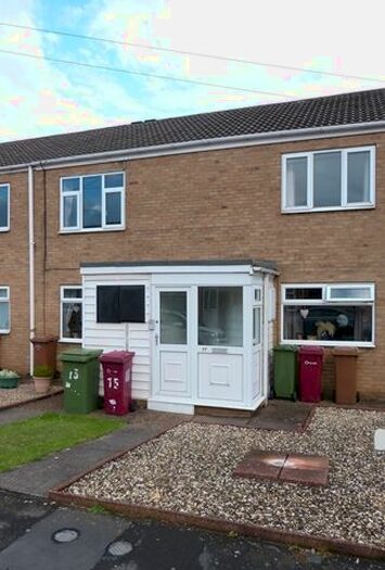 2 Bedroom Flat To Rent In Ancaster Court, Scunthorpe, DN17