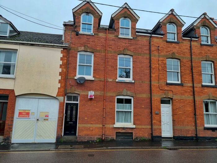 1 Bedroom Flat To Rent In Park Street, Tiverton, EX16