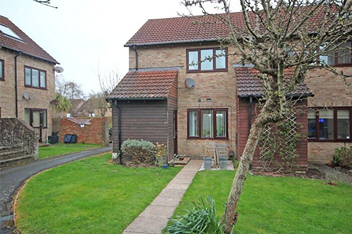 2 Bedroom End Terrace House For Sale In Eastlands, New Milton, Hampshire, BH25