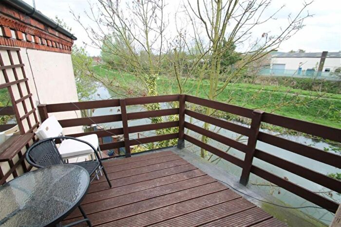 2 Bedroom Apartment To Rent In Dixon Street, Lincoln, LN5