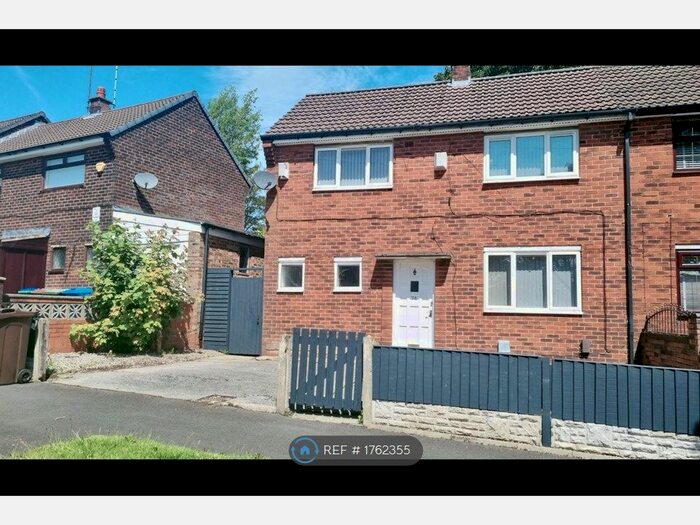 2 Bedroom Semi-Detached House To Rent In Whalley Road, Middleton, Manchester, M24