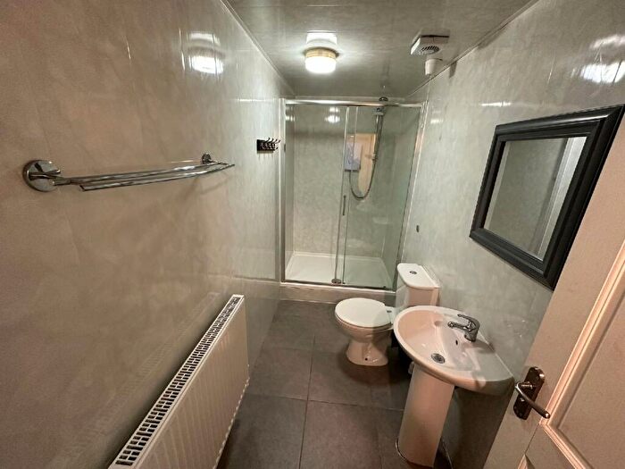 9 Bedroom House To Rent In Rookery Road, Selly Oak, Birmingham, West Midlands, B29