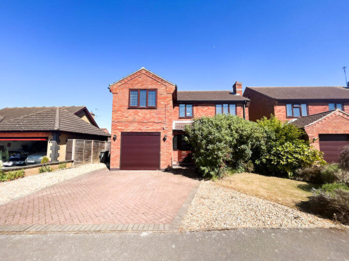 4 Bedroom Detached House For Sale In Kealholme Road, Messingham, DN17