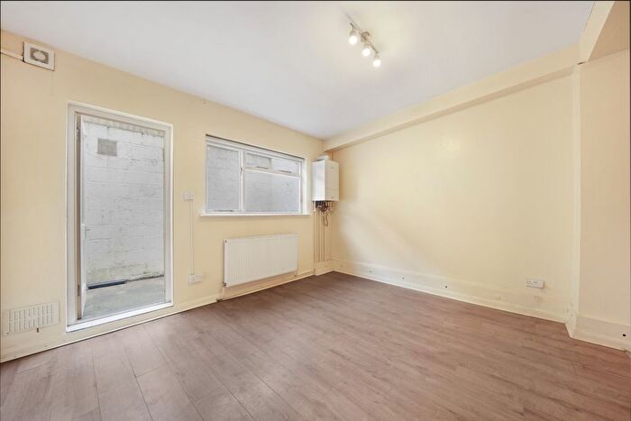 1 Bedroom Flat For Sale In Bavaria Road, Archway, N19