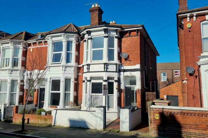 4 Bedroom End Of Terrace House To Rent In Southsea, Hampshire, PO5