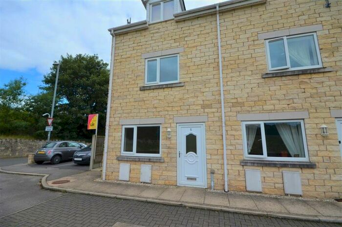 2 Bedroom Town House To Rent In Field View, Micklefield, LS25