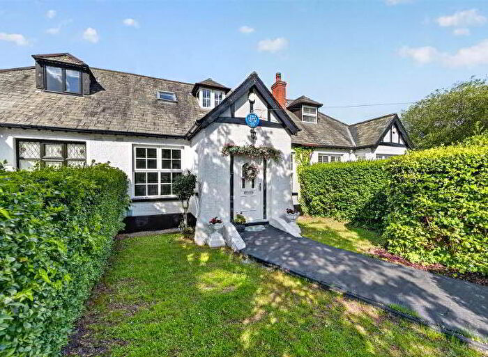 4 Bedroom Cottages For Sale In Stockmans Lane, Belfast, BT9