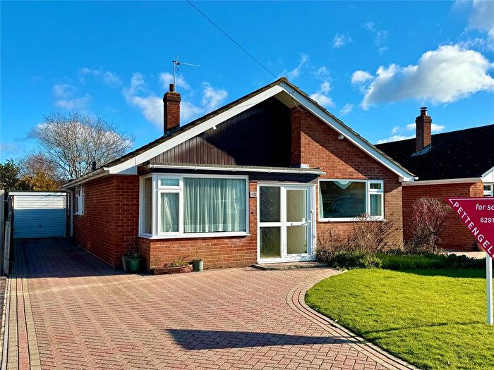 3 Bedroom Bungalow For Sale In Pinewood Road, Hordle, Lymington, Hampshire, SO41