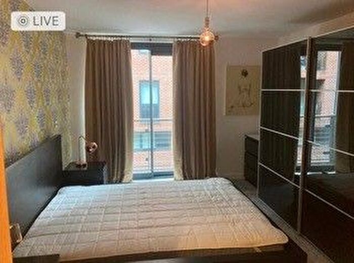 2 Bedroom Flat To Rent In Cornhill Place, Liverpool, L1