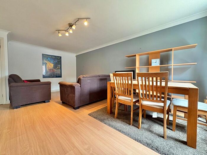 2 Bedroom Flat To Rent In Greenfield Court, Adel, Leeds, LS16