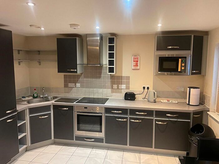 1 Bedroom Flat To Rent In Beckhampton Street, Swindon, SN1